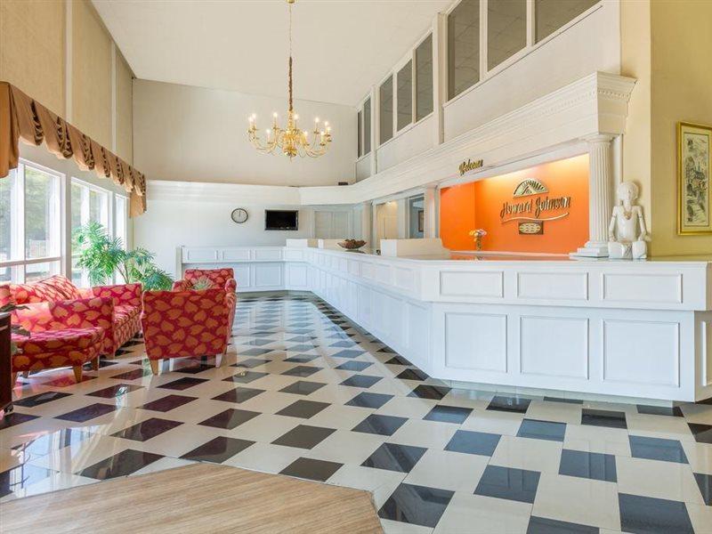 Howard Johnson By Wyndham Williamsburg Norge Екстериор снимка