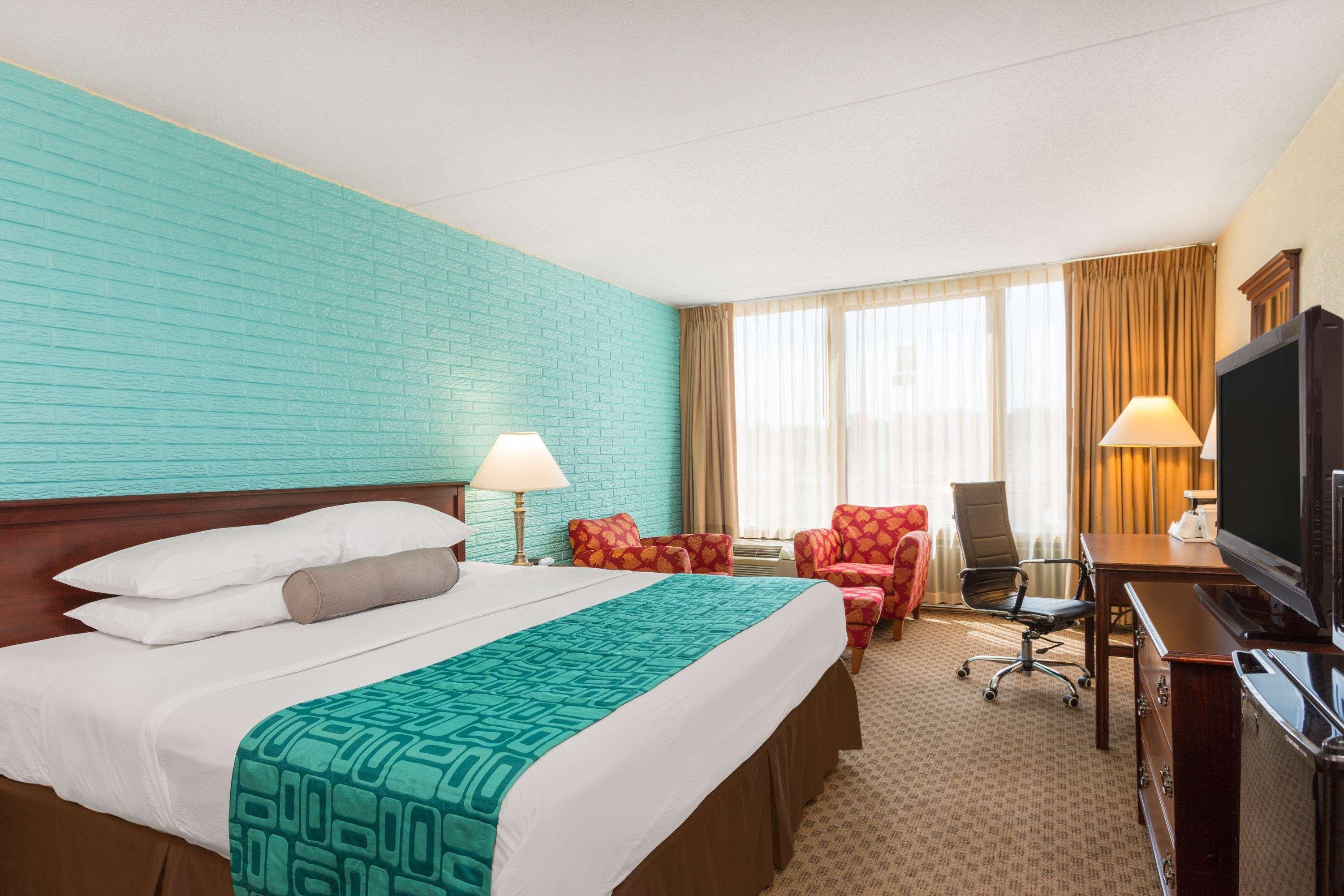 Howard Johnson By Wyndham Williamsburg Norge Екстериор снимка