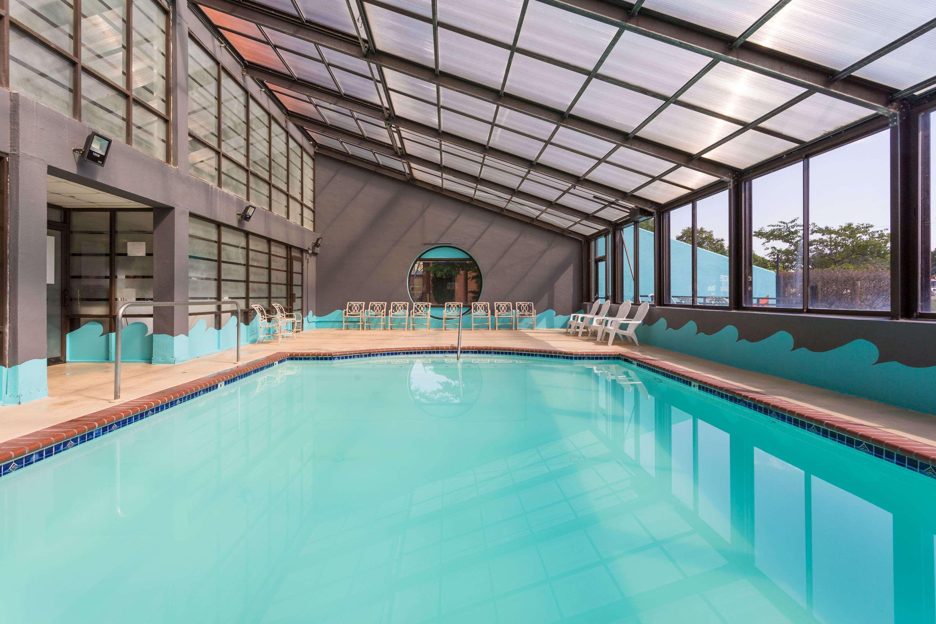 Howard Johnson By Wyndham Williamsburg Norge Екстериор снимка