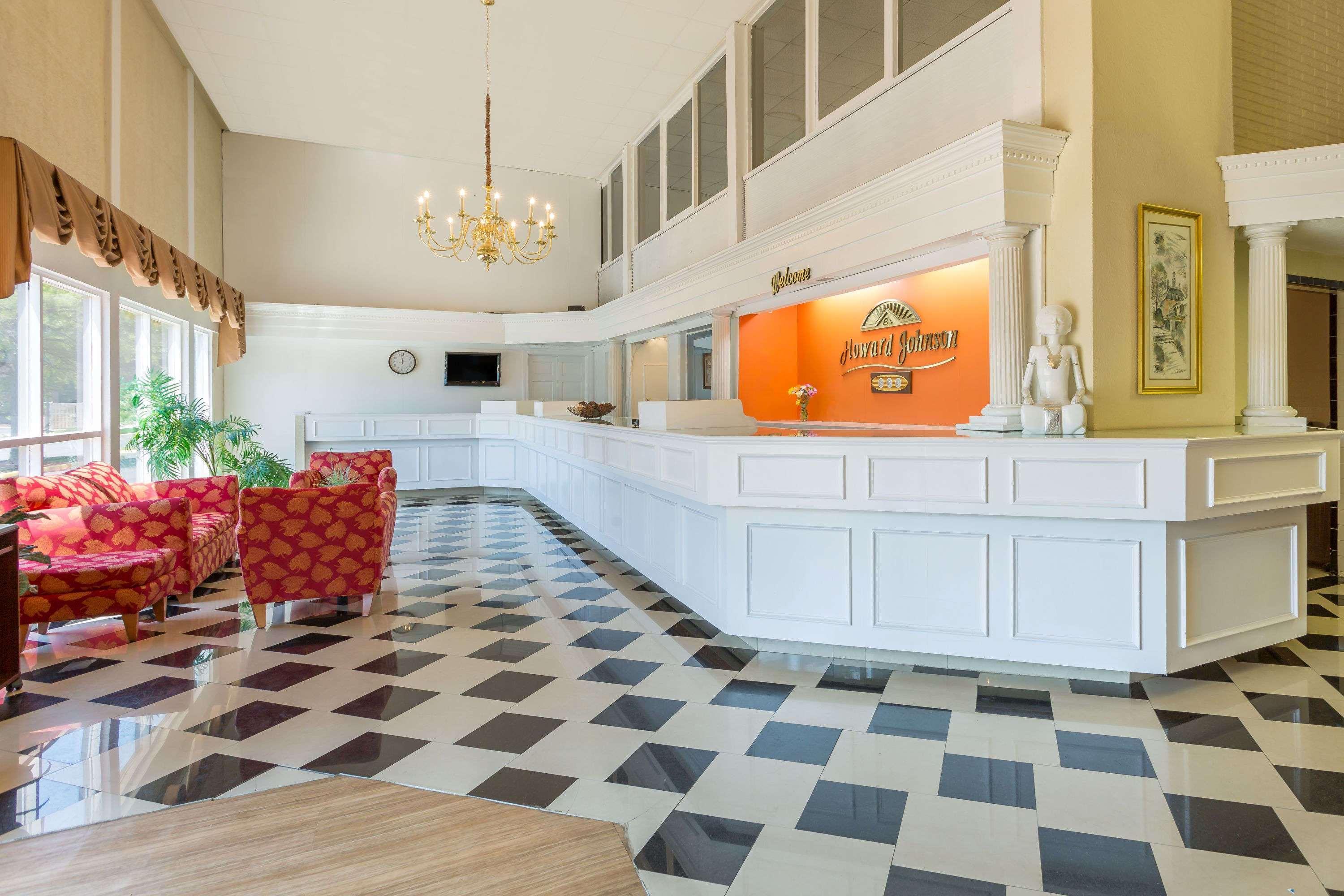 Howard Johnson By Wyndham Williamsburg Norge Екстериор снимка