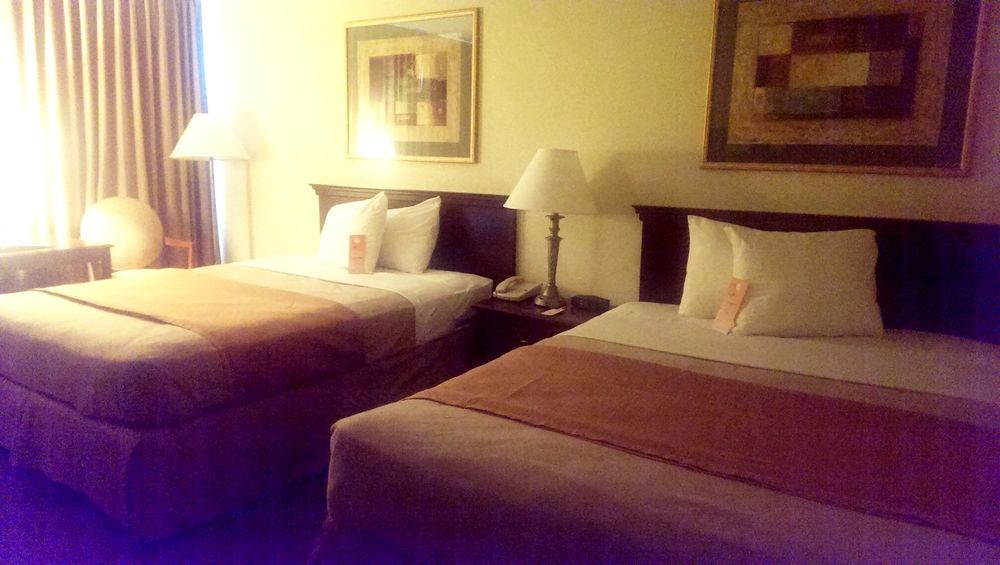 Howard Johnson By Wyndham Williamsburg Norge Екстериор снимка